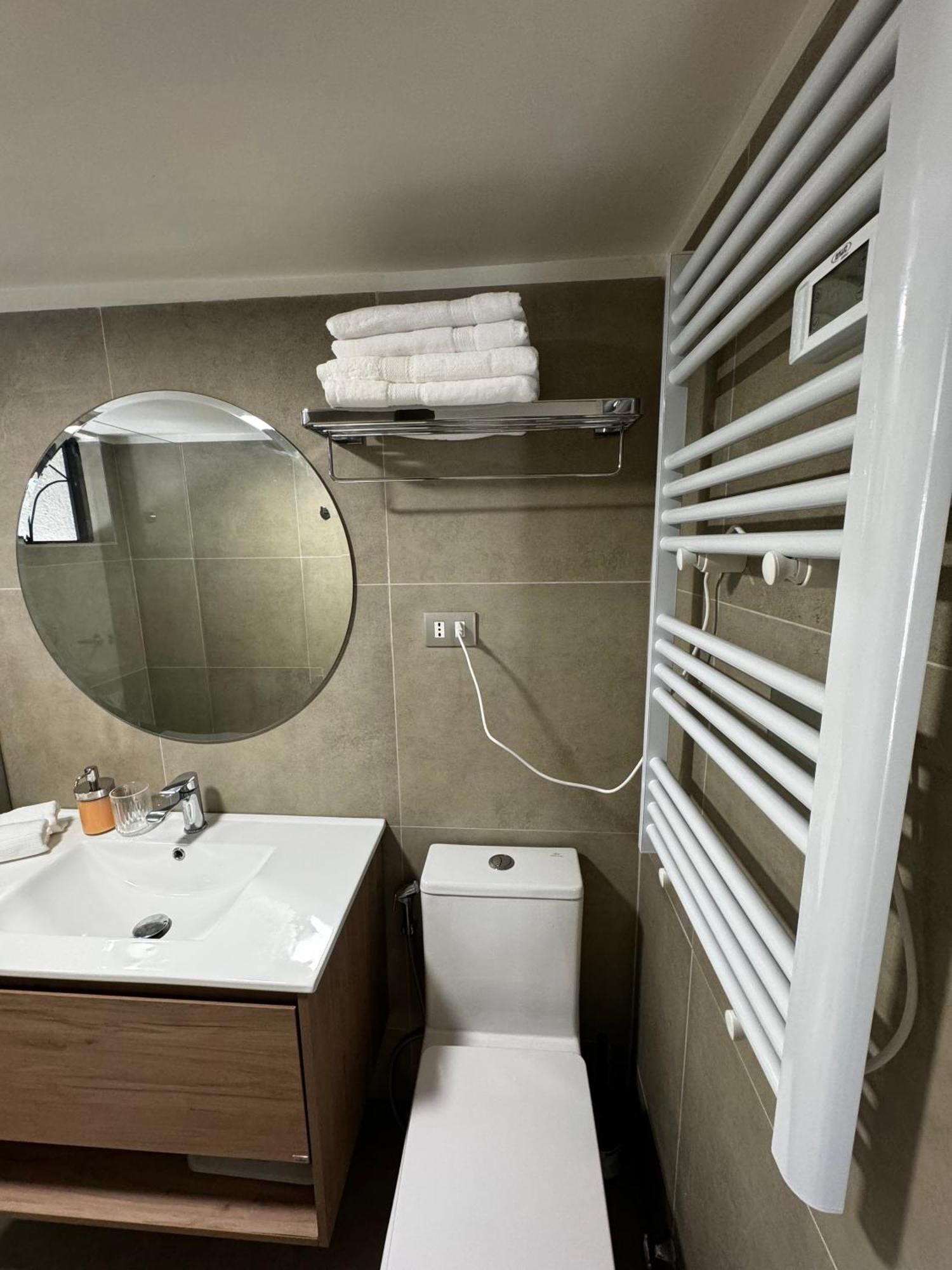 Alto Las Condes Apartments Сантьяго Экстерьер фото